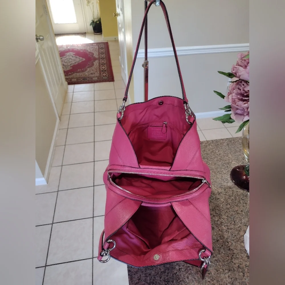 Coach Lexy Strawberry pebble Leather